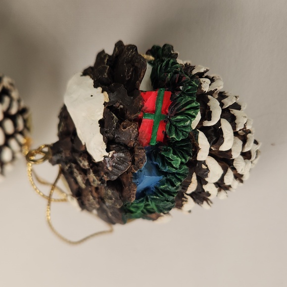 Set of 4 Woodland Pinecone Ornaments from 2003 - Picture 11 of 17